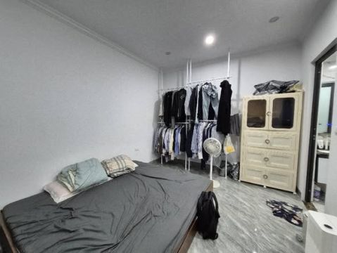 7.2 TỶ - NGAY PARKCITY – 30/35M X 5 TẦNG – THANG MÁY – Ô TÔ ĐỖ