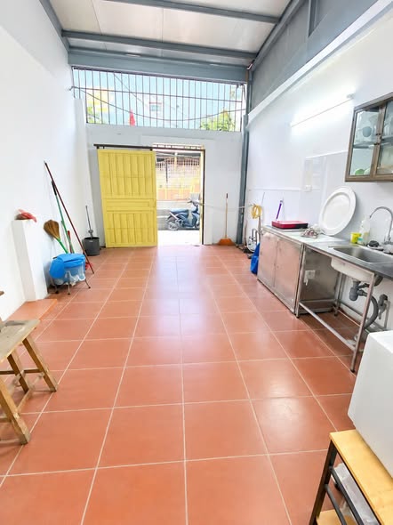 [Chỉ 6,2triệu/tháng] Cho thuê căn nhà Cấp4 có gác xép gần ngã 3 Lĩnh Nam-Tân Khai | Diện tích 70m...