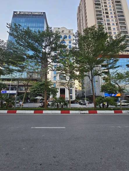 SIÊU PHẨM MẶT PHỐ YÊN HOA – TÂY HỒ | BUILDING 8 TẦNG | 2 HẦM | VIEW HỒ