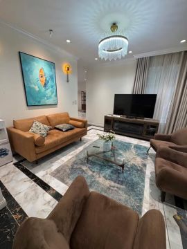 BÁN TOÀ CĂN HỘ DỊCH VỤ KHU  CÔNG VIÊN NƯỚC HỒ TÂY