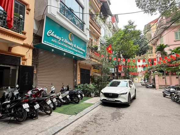 PHÂN LÔ TRUNG HOÀ - Ô TÔ TRÁNH ĐỖ - VỪA Ở VỪA KINH DOANH – KĐT TRUNG HÒA NHÂN CHÍNH
