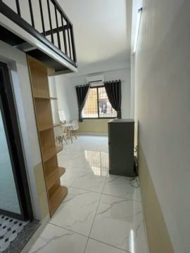 Bán giá lợn chết Nhà dòng tiền 82 m2 doanh thu 120 triệu/tháng ngõ 32 Đỗ Đức Dục , mặt tiền 6,5 m...