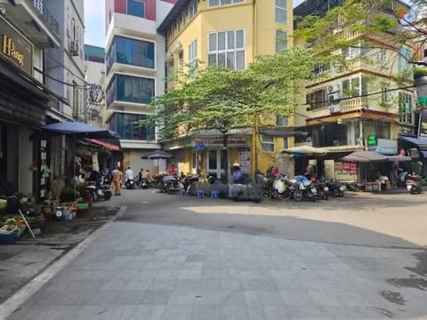 14,5 TỶ - NHÀ ĐẸP TÔ HOÀNG - 43M2*5 TẦNG - NGÕ RỘNG THOÁNG, THÔNG TỨ TUNG - Ở & KINH DOANH
