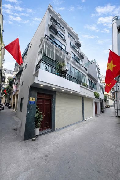 PHỐ CỔ HÀ ĐÔNG – NHÀ LÔ GÓC 2 MẶT THOÁNG – MẶT TIỀN QUYỀN LỰC – NGÕ THÔNG – GARA ÔTÔ
