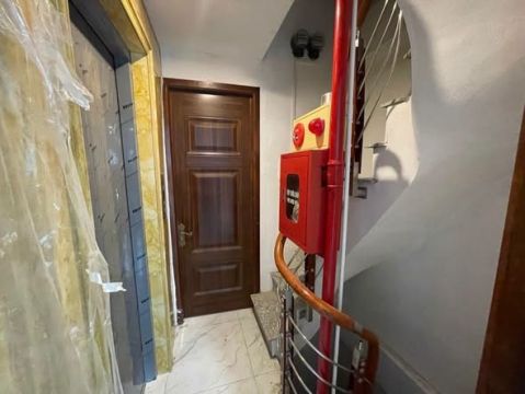Phú Diễn - 7 tầng với tổng 10 phòng khép kín, ô tô nhỏ đỗ cổng - nhỉnh 10tỷ.