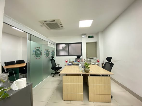 VĂN PHÒNG 40M² TẠI THÁI HÀ – CHỈ 8 TRIỆU/THÁNG!