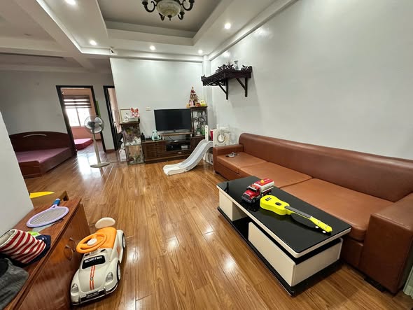 Cho thuê căn hộ chung cư Định Công, diện tích 82m2, 2PN, phòng khách bếp, 2WC, 11,5tr/tháng