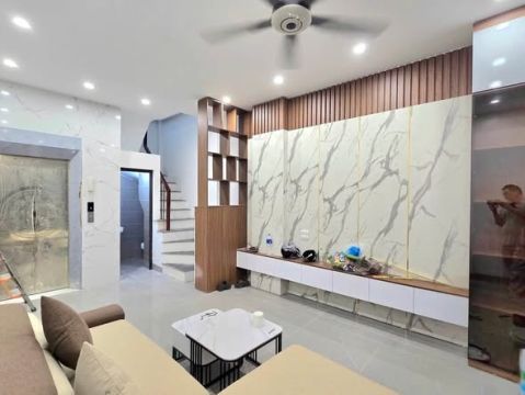 NGUYỄN KHÁNH TOÀN – 6 TẦNG THANG MÁY – 3 NGỦ – GẦN Ô TÔ – 10 TỶ
