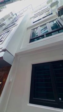 HOÀNG NGÂN - CỰC HIẾM - Ô TÔ TẢI QUA NHÀ