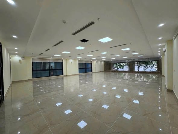 CHO THUÊ TÒA NHÀ MẶT PHỐ TRUNG PHỤNG – ĐỐNG ĐA