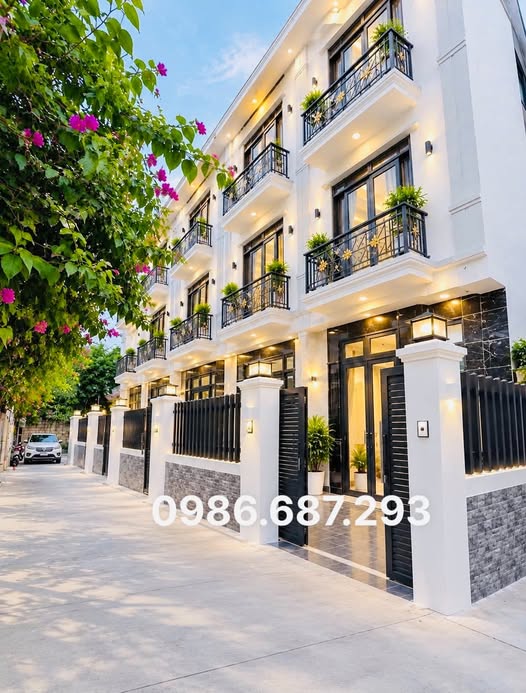 LÔ GÓC MỚI KEENG 40m2 –3.15 TỶ - PHƯỜNG CHƯƠNG MỸ