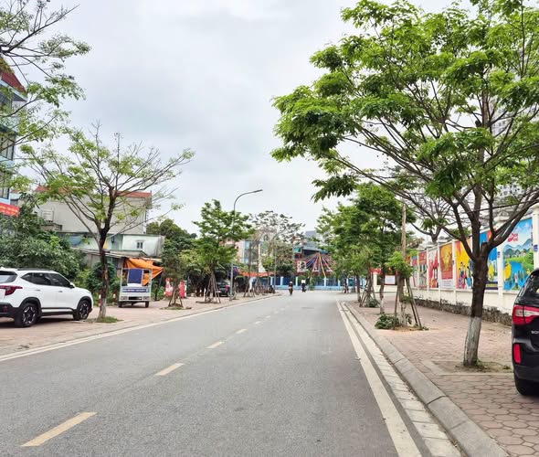 LÔ GÓC ĐẤT KĐT HUD TRỊNH VĂN BÔ – CHỈ 9 TỶ – CẠNH TRƯỜNG HỌC