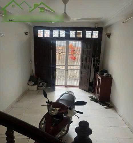 Cần cho thuê nhà riêng ngõ 143 Hạ Đình, Thanh Xuân