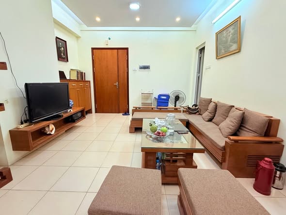 Nhỉnh 5 tỷ căn hộ 3 ngủ, 2 vs tại Phạm Văn Đồng, căn góc, tầng trung view đẹp, tặng lại toàn bộ n...