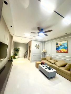 PHÂN LÔ – LÊ TRỌNG TẤN, THANH XUÂN | 42M² – 6 TẦNG THANG MÁY.