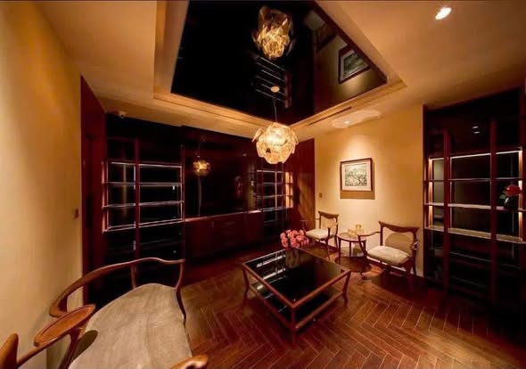 BÁN KHÁCH SẠN!! PHỐ ĐẠI CỒ VIỆT - HAI BÀ TRƯNG – TÒA Building MỚI 100%.