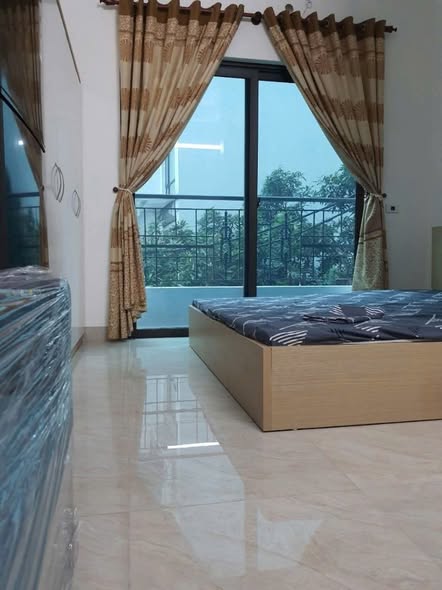 Cho thuê căn hộ MiNi cao cấp Nguyễn Khánh Toàn, 1 ngủ + 1 khách, giá 6 triệu/ tháng, Full đồ.