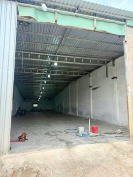 Mình chính chủ có kho 200m -ở tả thanh oai nhà mình ai có nhu cầu thì liên hệ a!