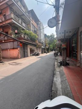 NÚI TRÚC – LÔ GÓC 3 MẶT TIỀN – Ô TÔ VÀO NHÀ – KINH DOANH – BA ĐÌNH