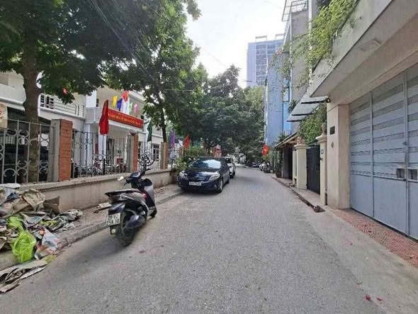 Bán bất động sản Long biên quanh 20 tỷ