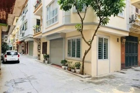BÁN NHÀ LÔ GÓC 3 MẶT NGÕ - Ô TÔ TRÁNH - XUÂN THỦY - 40M2*5T - 30M RA PHỐ - SỔ VUÔNG - GIÁ 11TỶ8 (TL)