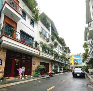 LIỀN KỀ THỊNH LIỆT 75M² - MT 5M - THANG MÁY - NỘI THẤT THIẾT KẾ HIỆN ĐẠI - Ở SƯỚNG - KINH DOANH Đ...