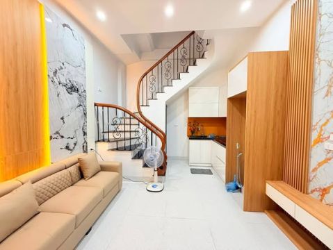NHÀ XÂY MỚI – TRUNG TÂM ĐỐNG ĐA – 6 TẦNG – GIÁ 8.3 TỶ