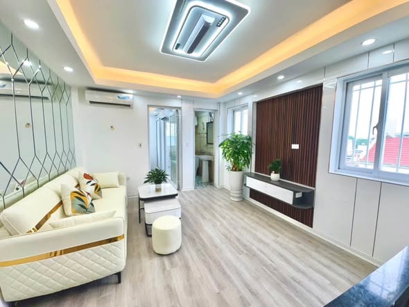 CCMN Thuỵ Khuê - Tây Hồ - 50m2 - 2 ngủ  - full nội thất ở ngay- ngõ thông Hồ Tây lộng gió - chỉ 2 tỷ