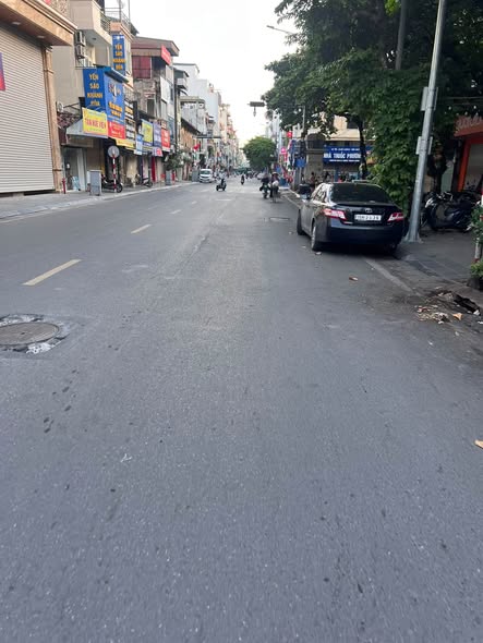 Nhà Đẹp Phố Bạch Mai 7!Tầng Mặt Tiền 9m Thang Máy Mới Keng Giá 15 Tỷ 5 LH 0845666479