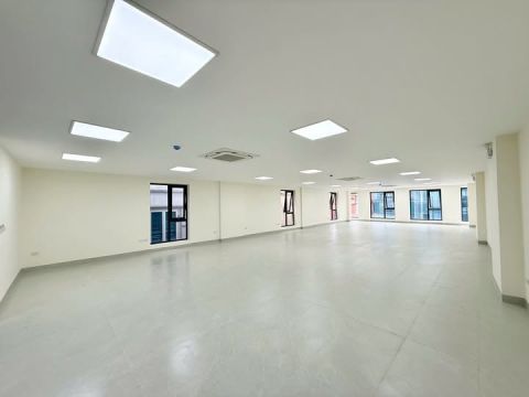 Cho thuê sàn tầng 5, 7, 8 có thang máy trong ngõ, gần ngõ 72 Đường Nguyễn Khánh Toàn, Quận Cầu Giấy