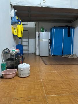 Nhà mh có 1 phòng kép kín giá 2 triệu ở 193 phú diễn ai quan tâm ib nhé