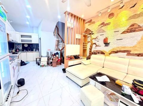 8 tỷ 2 – Nhà 45m² - An ninh tốt,ngõ 3 gác - Gần phố Bạch Mai