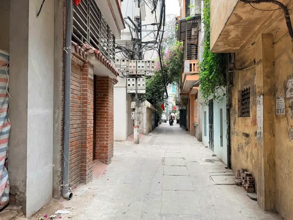 NHỈNH 6TY CÓ NHÀ ĐẸP CỔ NHUẾ _ CHỦ THIỆN TRÍ BÁN _ KHÔNG CÓ CĂN THỨ 2