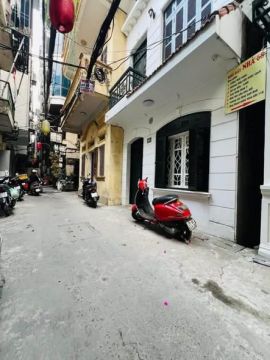 Bán nhà 3 tầng đẹp ô tô đô. Cửa cực gần mặt phố Tây Sơn Đống Đa 80m2 giá 21 tỷ nói không với QH