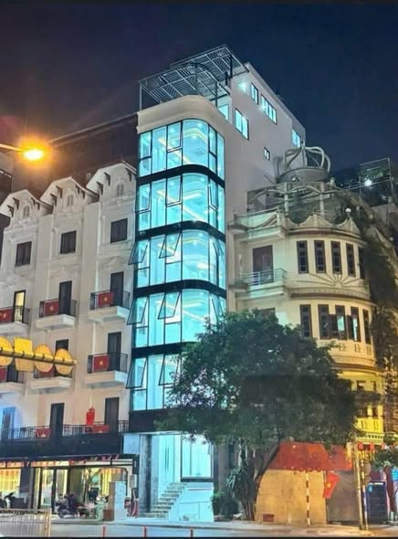 Cho Thuê Nhà Nguyên Căn 7 Tầng MP