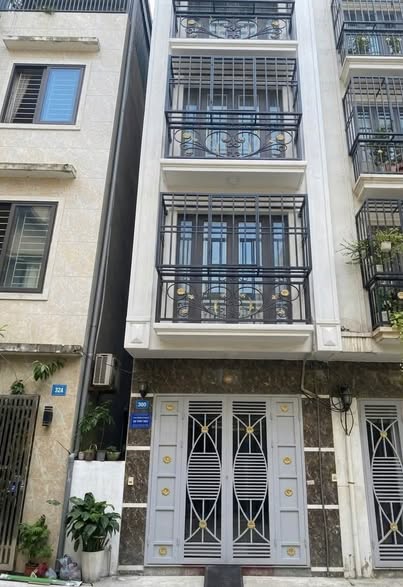 Trần Khát Chân | 32,4m² | 5 tầng | 3 phòng ngủ | Giá 7,99 tỷ