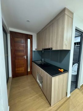CHO THUÊ STUDIO CAO CẤP BỒ ĐỀ – 5,5 TRIỆU/THÁNG | FULL NỘI THẤT | BAN CÔNG | THANG MÁY
