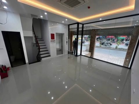 Cho Thuê Nhà 4 Tầng Kinh Doanh