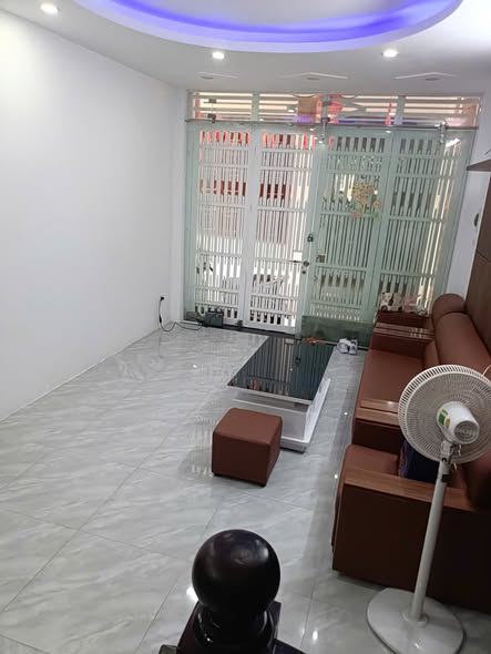NHÀ MỚI HOÀNG HOA THÁM – BA ĐÌNH | 5 TẦNG | 3PN | 3WC | 13,5TR