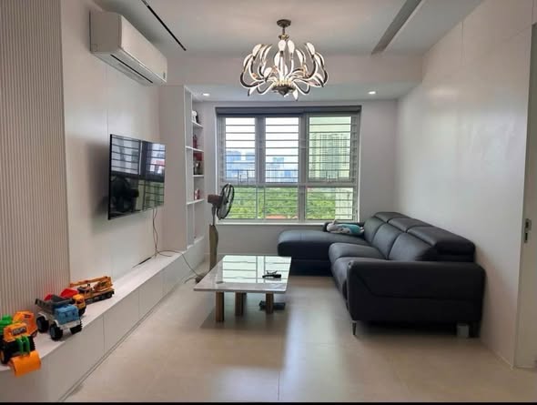 9.8 TỶ - CĂN HỘ CC THÀNH THÁI -  NHÀ ĐẸP - CĂN GÓC - VIEW CỘNG VIÊN CẦU GIẤY - 118m2 - 3PN – 2WC ...