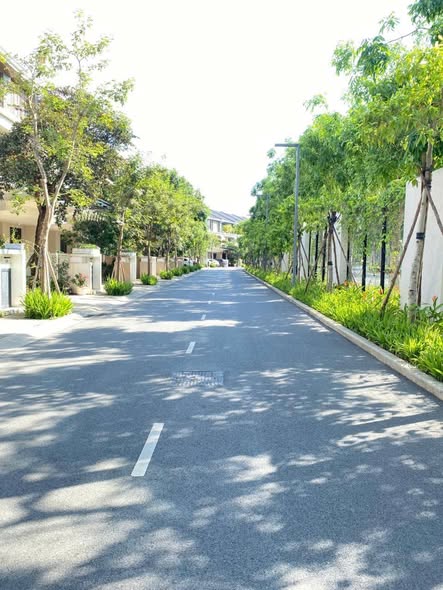 MANSION PARKCITY – BIỆT THỰ 4 TẦNG CÓ THANG MÁY, G,IÁ CHỈ 40 TRIỆU/THÁNG – CÓ NHÀ XEM NGAY!
