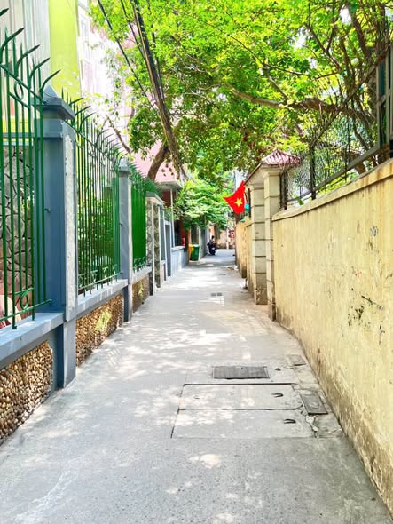NHỈNH 6 TỶ TÂY HỒ NHÀ MỚI - NGÕ THÔNG VÕ CHÍ CÔNG - LẠC LONG QUÂN - GẦN HỒ TÂY TRƯỚC NHÀ THOÁNG V...