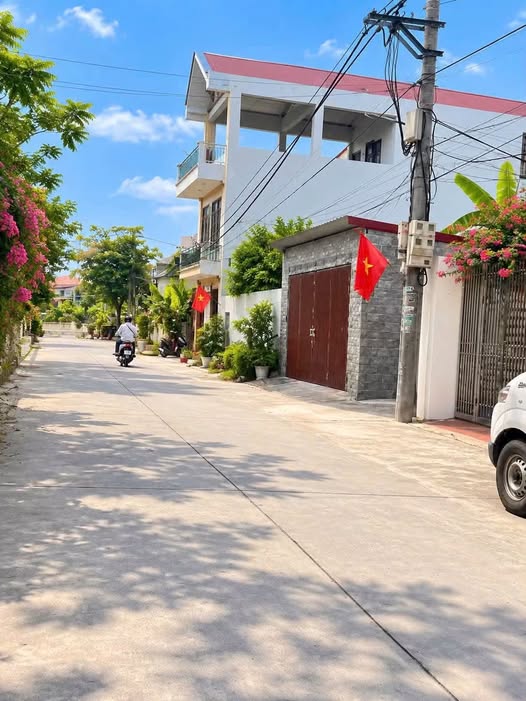 Quy hoạch dài hạn đã dần rõ ràng, những lô đất đẹp, pháp lý sạch và không vướng quy hoạch sẽ ngày...