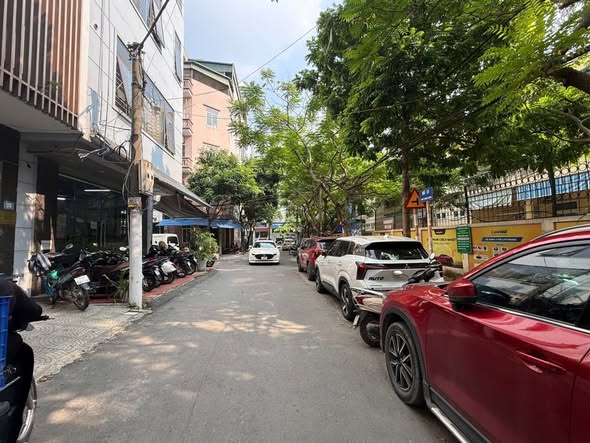 35 TỶ – LÔ GÓC 2 MẶT THOÁNG – TÒA NHÀ 65M² – 8 TẦNG NỔI + HẦM – Ô TÔ TRÁNH