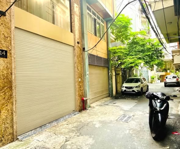 TRUNG KÍNH CẦU GIẤY – Ô TÔ TRÁNH – 8 TẦNG THANG MÁY – NHÀ MỚI KINH DOANH