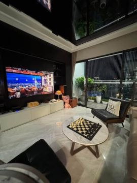 Cần sang nhượng Căn hộ cao cấp BRG Diamond Residence- 4PN, ban công Đông Nam