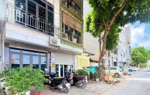 *Nhỉnh 13 tỷ-DT: 40mx5 tầng-CẦU DIỄN-cuối HỒ TÙNG MẬU vào-ô tô tránh, vỉa hè, kinh doanh, văn phòng