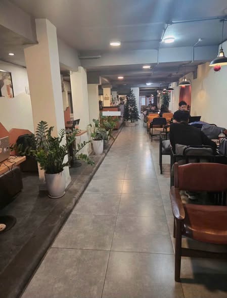 SANG NHƯỢNG QUÁN CAFE FULL ĐỒ - TẠ QUANG BỬU, HAI BÀ TRƯNG