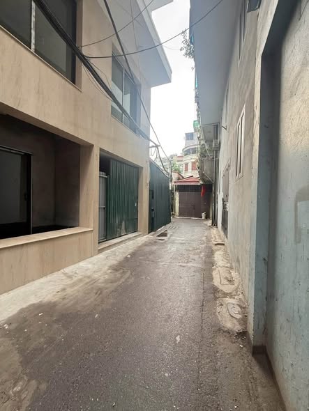 NHÀ ĐẸP ĐƯỜNG BƯỞI – BA ĐÌNH | 52M² – 7 TẦNG – MT 4,5M – 18 TỶ