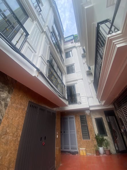 BÁN NHÀ ĐỒNG NHÂN, ĐÔNG LA -  TRONG ĐÊ – CẠNH KĐT ĐÔ NGHĨA